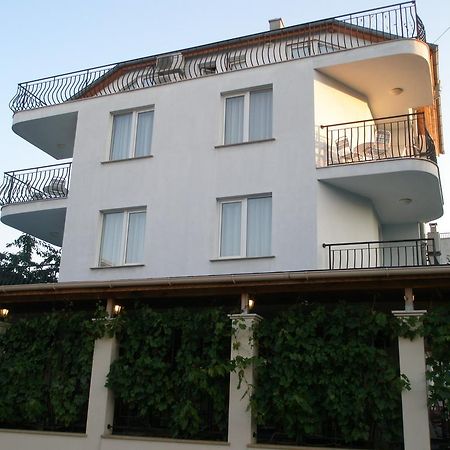 Family Hotel Maritime Ahtopol Exterior foto